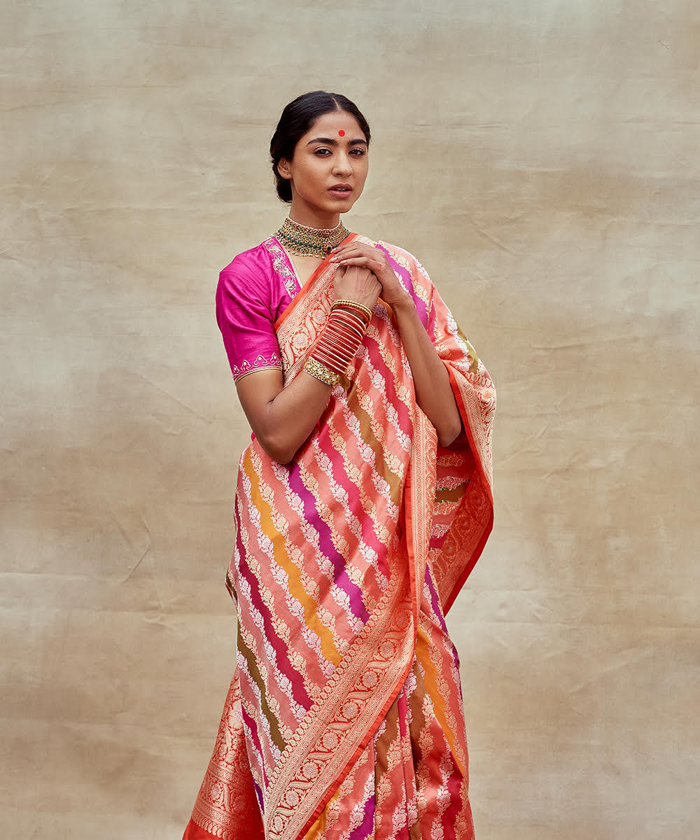 Handloom_Red_And_Pink_Pure_Katan_Silk_Rangkaat_Banarasi_Saree_WeaverStory_01