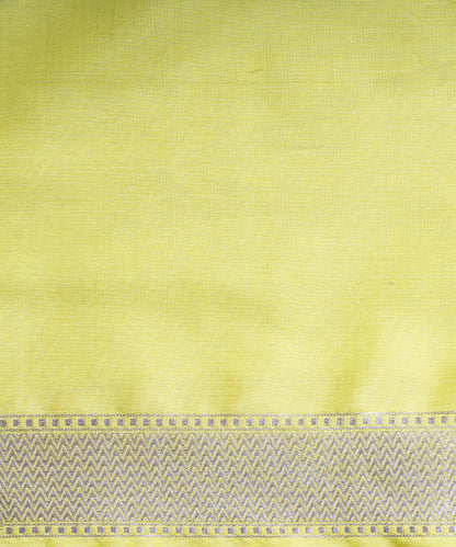 Yellow_Handloom_Pure_Katan_Silk_Kimkhab_Shikargah_Banarasi_Saree_with_Temple_Border_WeaverStory_05