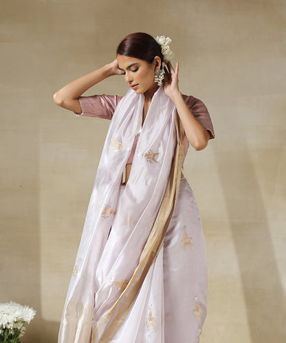 Light_Lavender_Handloom_Chanderi_Silk_Saree_With_Silver_And_Gold_Zari_Birds_And_Gold_Zari_Border_WeaverStory_01