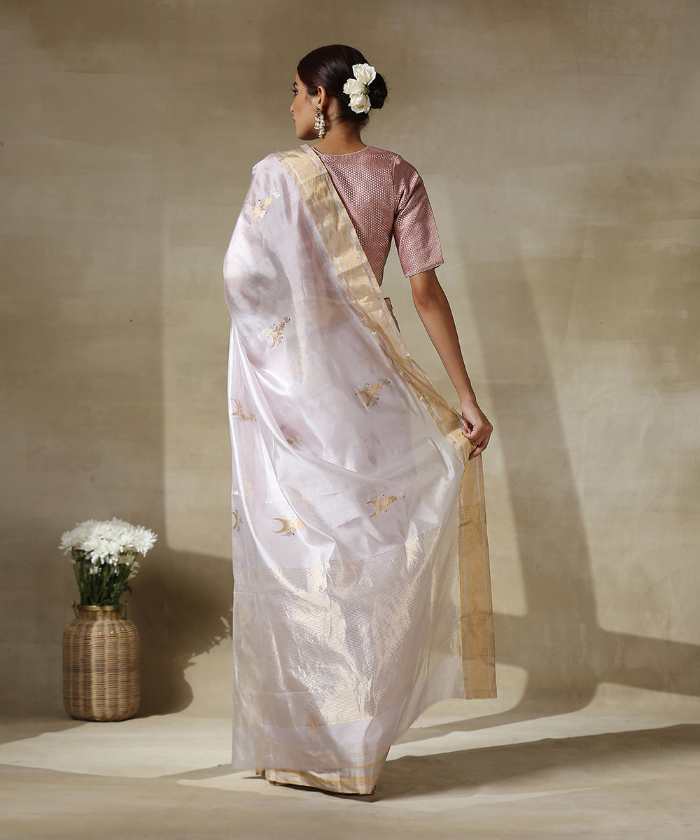 Light_Lavender_Handloom_Chanderi_Silk_Saree_With_Silver_And_Gold_Zari_Birds_And_Gold_Zari_Border_WeaverStory_03