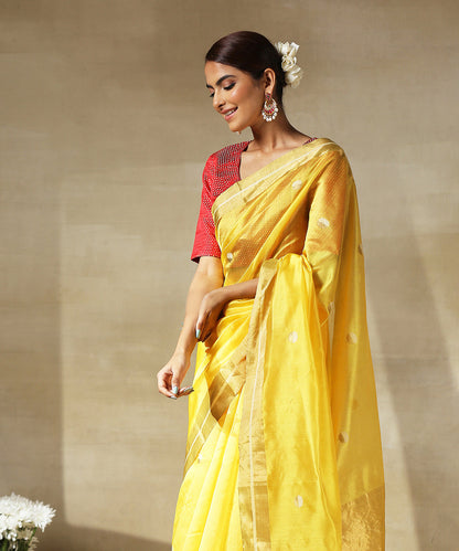 Yellow_Silk_Handloom_Chanderi_Saree_With_Small_Eknaliya_Lotus_Flower_Motifs_WeaverStory_01