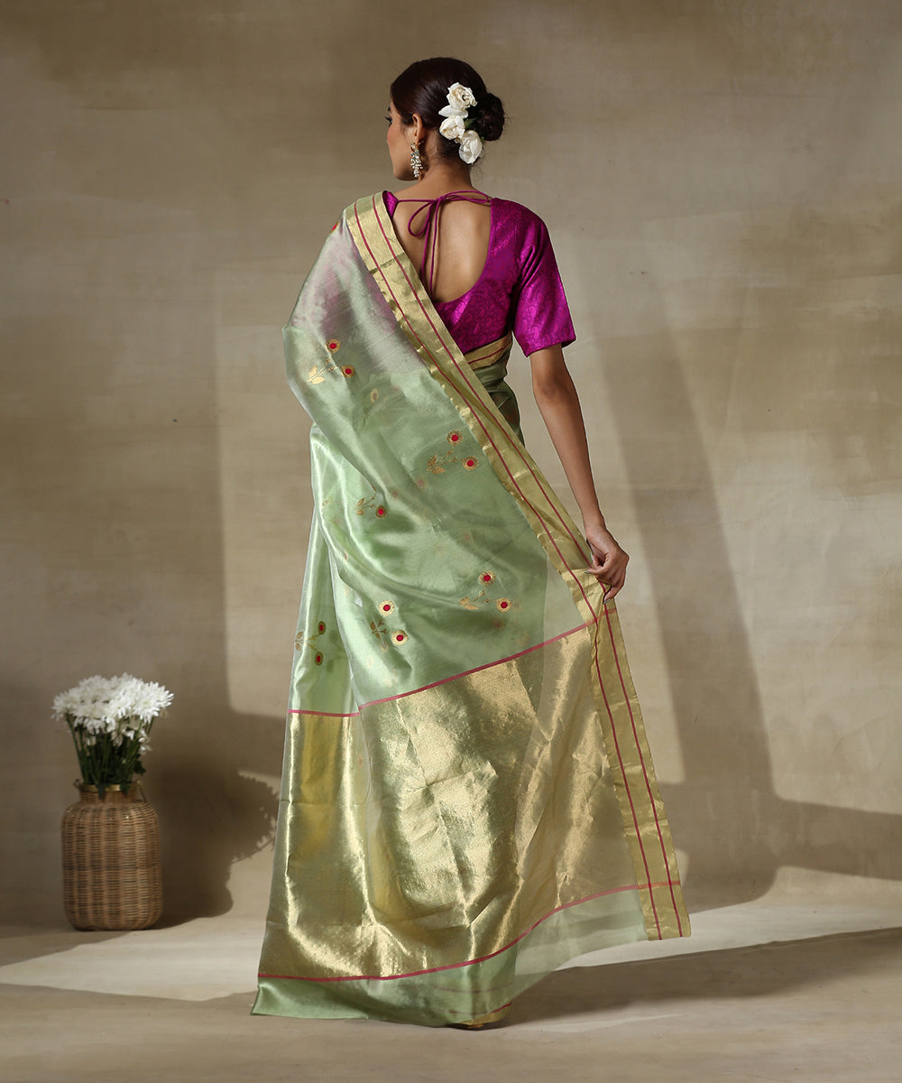 Handloom_Light_Green_3_Flower_Motif_Chanderi_Silk_Saree_With_Red_Meenakari_WeaverStory_03