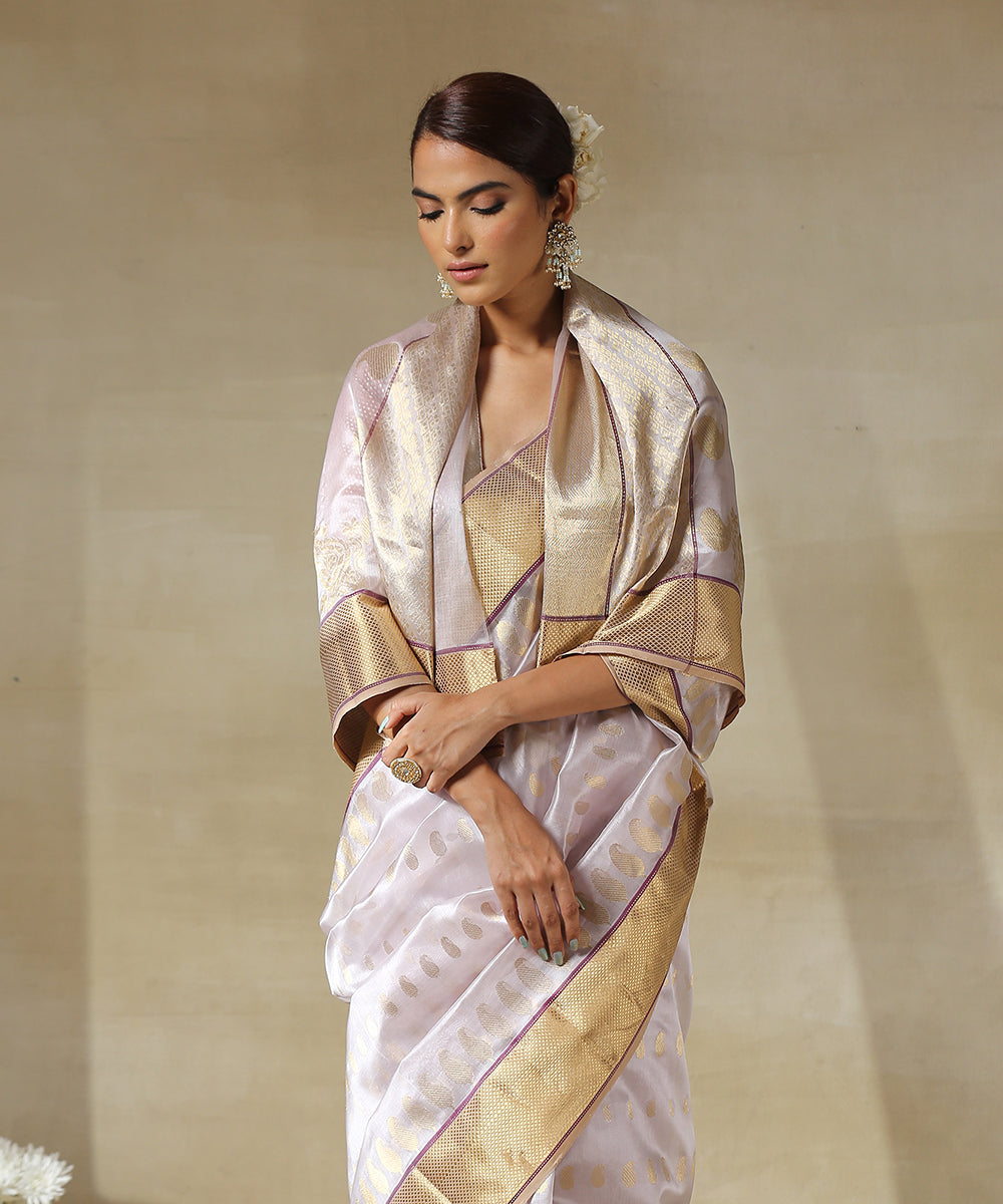 Light_Mauve_Handloom_Chanderi_Silk_Saree_With_Paisley_Woven_All_Over_And_Paisley_Border_WeaverStory_01