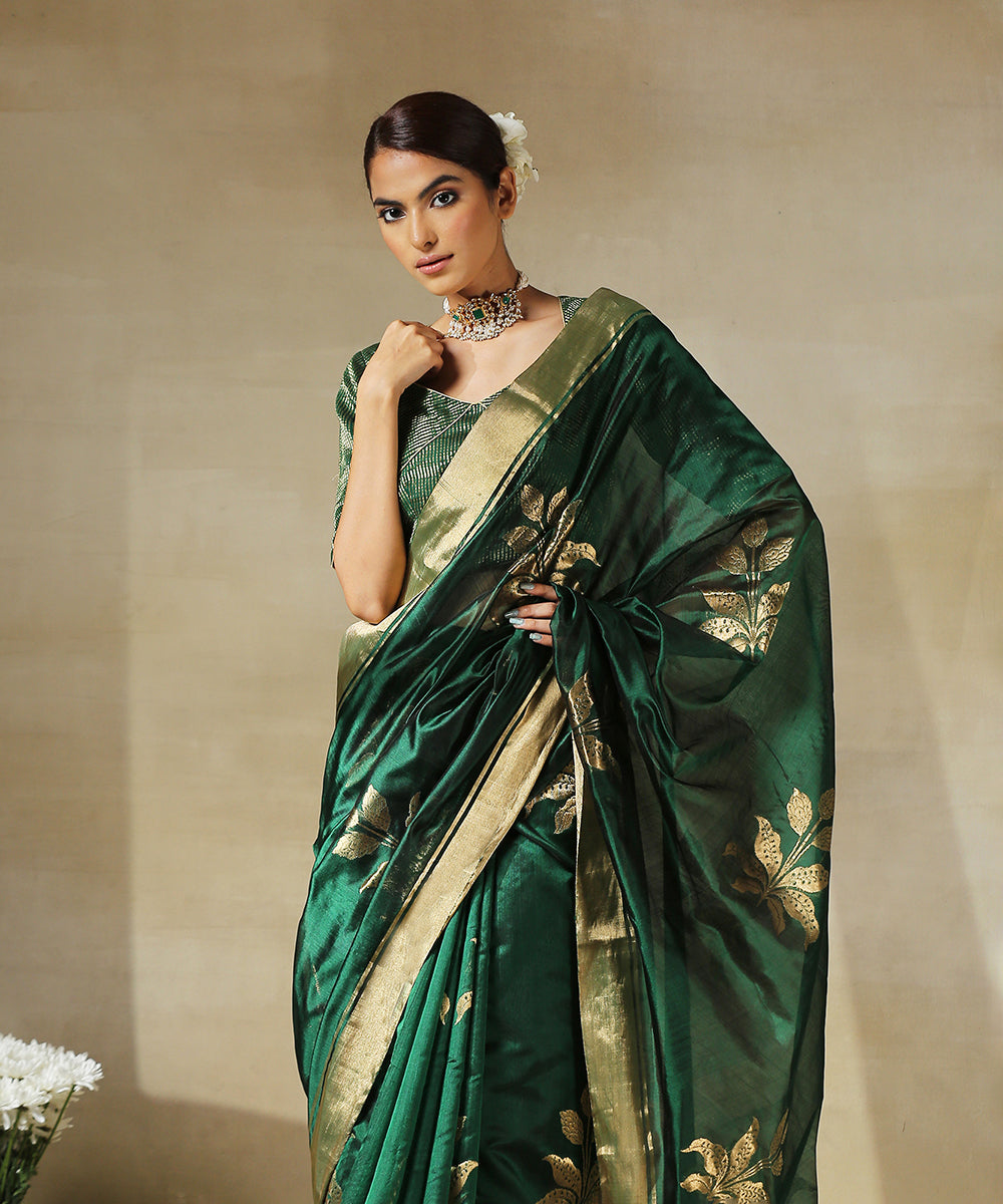 Handloom_Emerald_Green_Chanderi_Silk_Saree_With_Gold_Zari_Flower_Motifs_WeaverStory_01