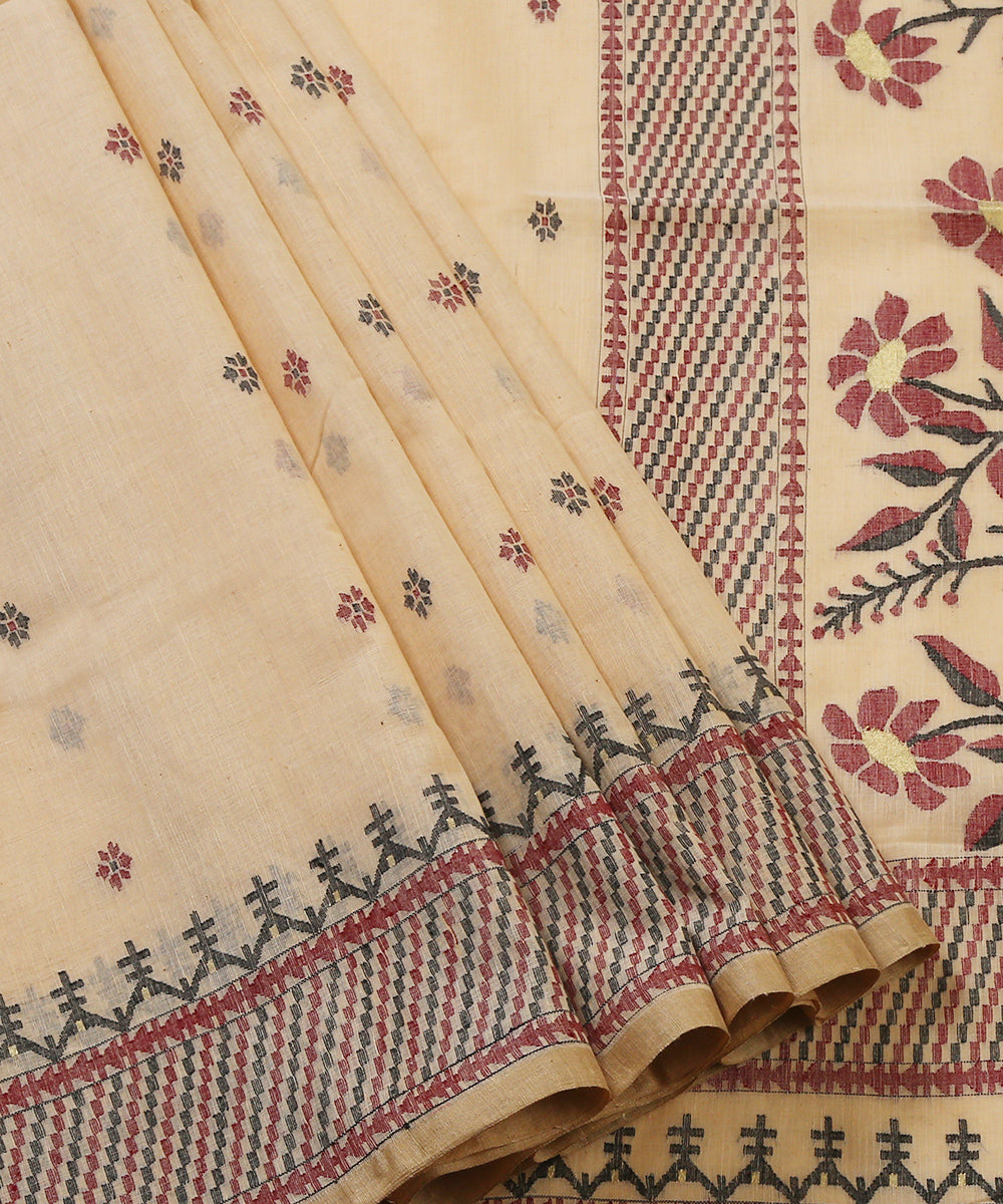 Beige_Handloom_Cotton_Jamdani_Saree_with_Floral_Pallu_WeaverStory_02