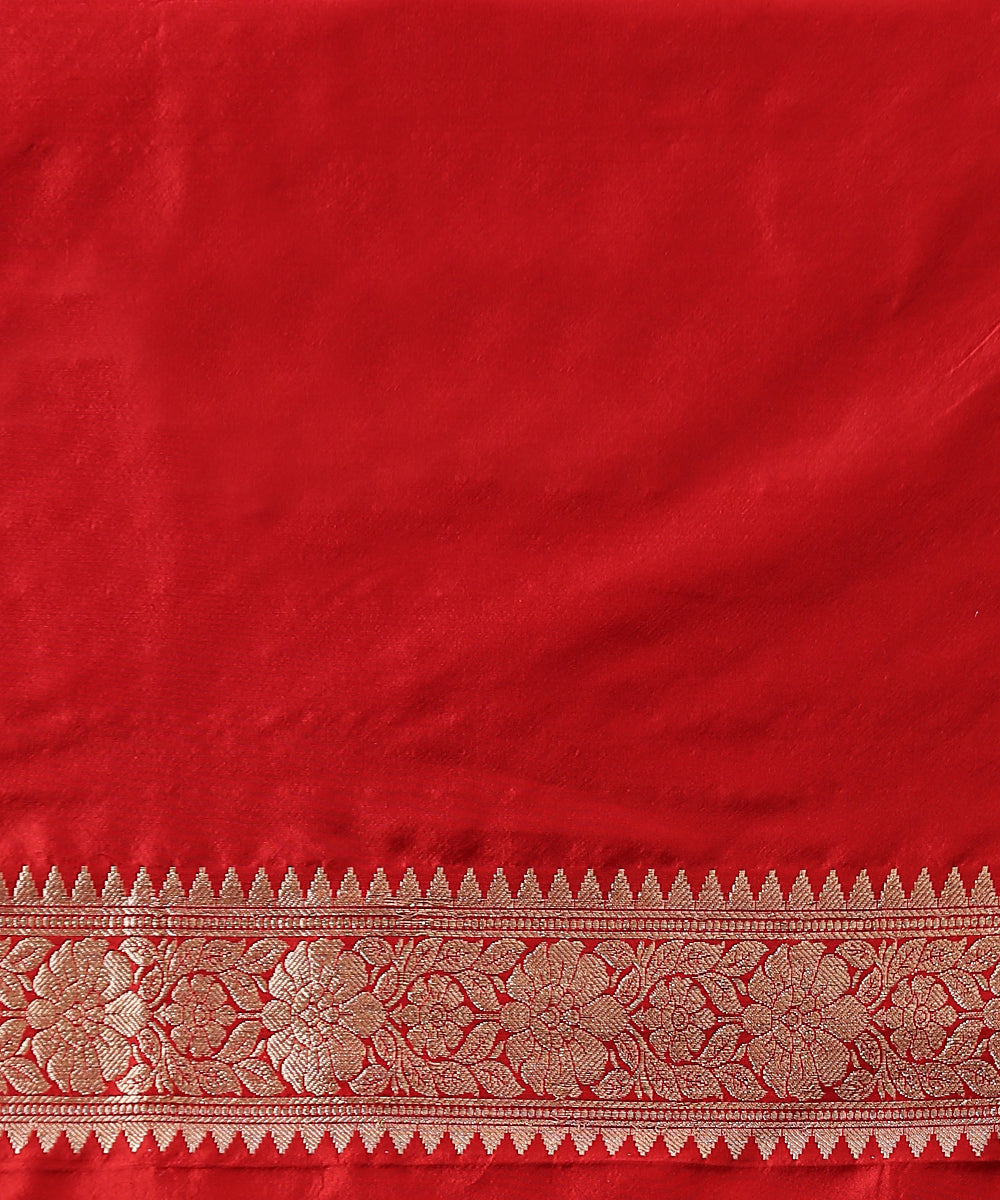 Red_And_Pink_Handloom_Rangkaat_Pure_Katan_Silk_Banarasi_Saree_WeaverStory_05