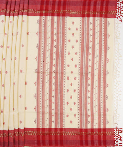 Off_White_Handloom_Cotton_Jamdani_Saree_With_Red_Border_WeaverStory_03