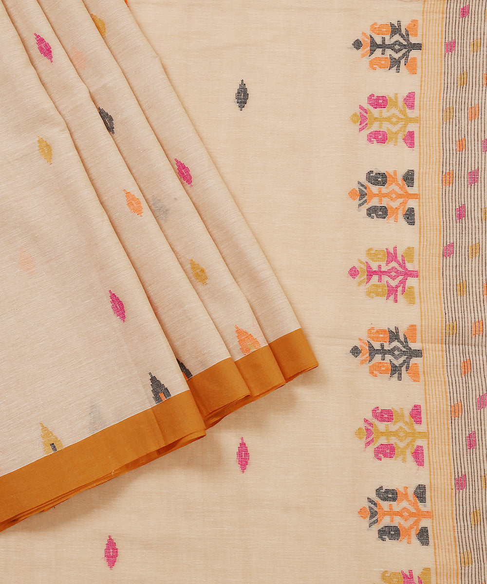 Handloom_Beige_Colour_Cotton_Jamdani_Saree_With_Box_Stripe_Woven_On_Pallu_WeaverStory_01