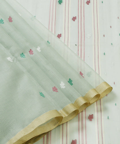 Handloom_Ice_Blue_Muslin_Dhakai_Jamdani_Saree_With_Small_Lotus_Boota_WeaverStory_02