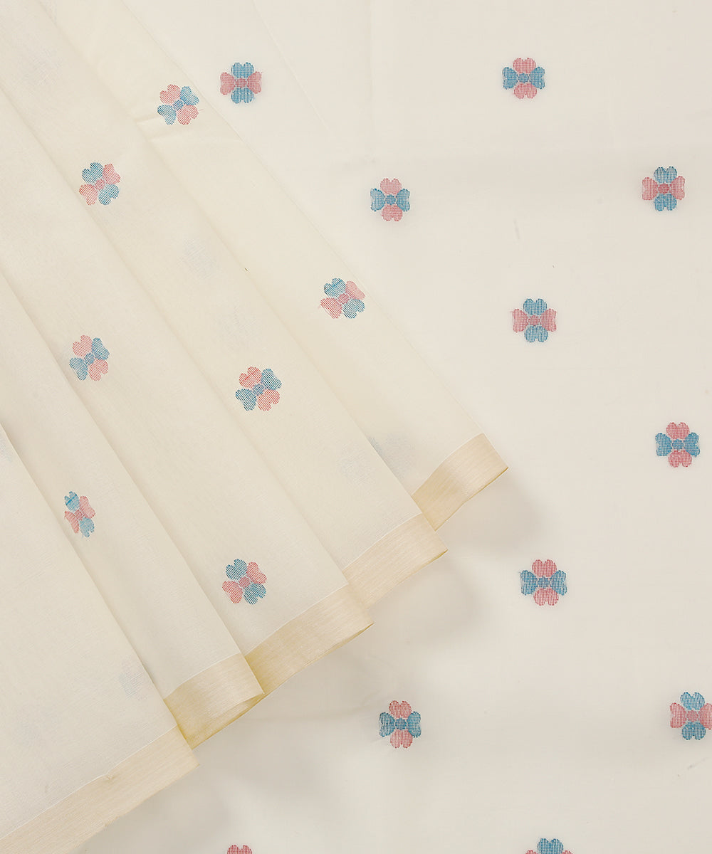 Handloom_Offwhite_Silk_Muslin_Jamdani_Saree_With_Floral_Booti_WeaverStory_02