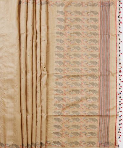 Handloom_Beige_Tussar_Jamdani_Saree_With_Polka_Dots_WeaverStory_04