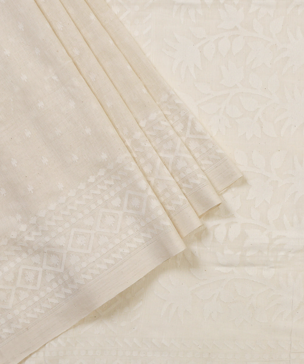 Offwhite_Handloom_Cotton_Jamdani_Saree_With_White_Thread_Weave_WeaverStory_01
