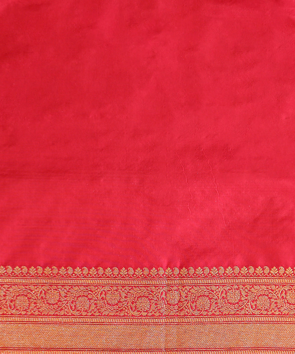 Handloom_Ruby_Red_Katan_Silk_Banarasi_Saree_With_Cutwork_Booti_WeaverStory_05