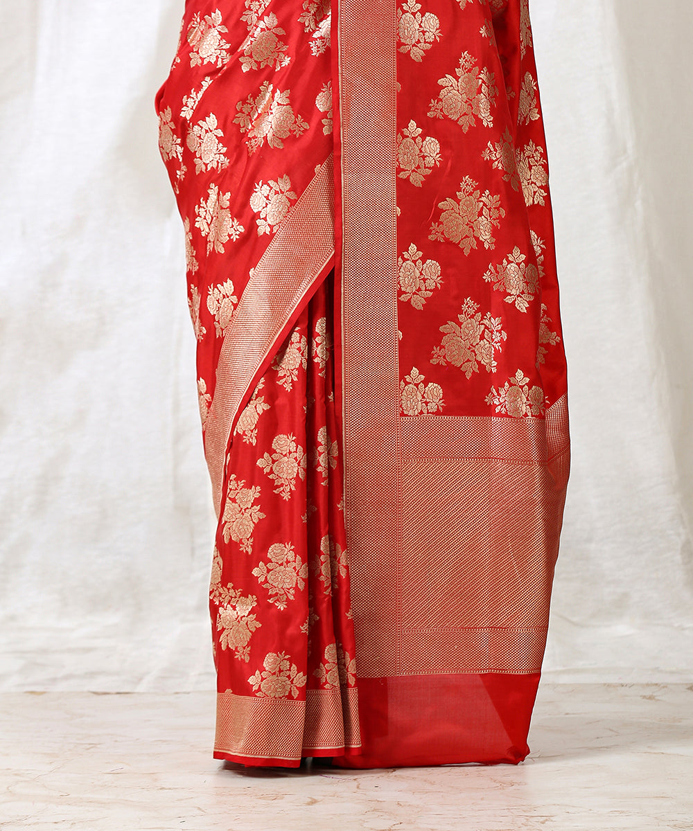Handloom_Red_Pure_Katan_Silk_Banarasi_Saree_with_Cutwork_Floral_Bunches_WeaverStory_04