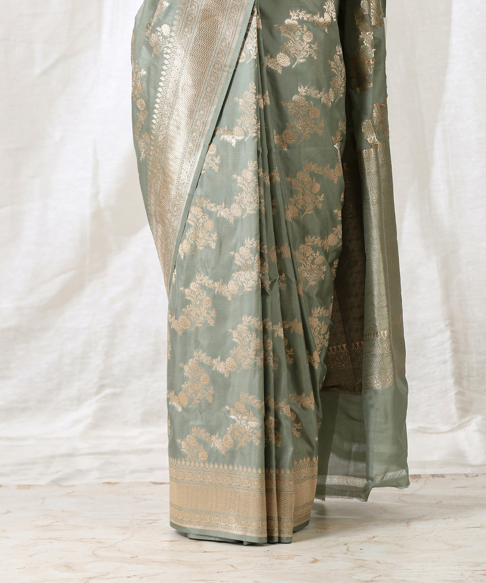 Sage_Green_Handloom_Pure_Katan_Silk_Banarasi_Saree_with_Jangla_Design_WeaverStory_04