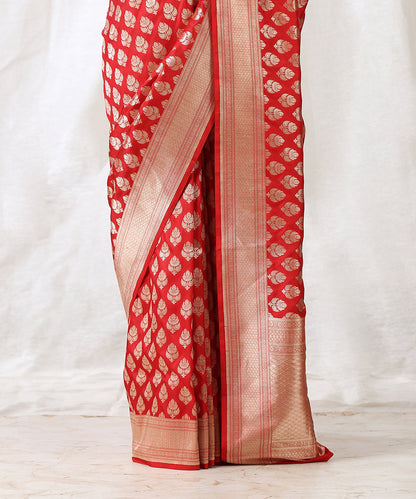 Handloom_Red_Pure_Katan_Silk_Banarasi_Saree_with_Cutwork_Mughal_Booti_WeaverStory_04