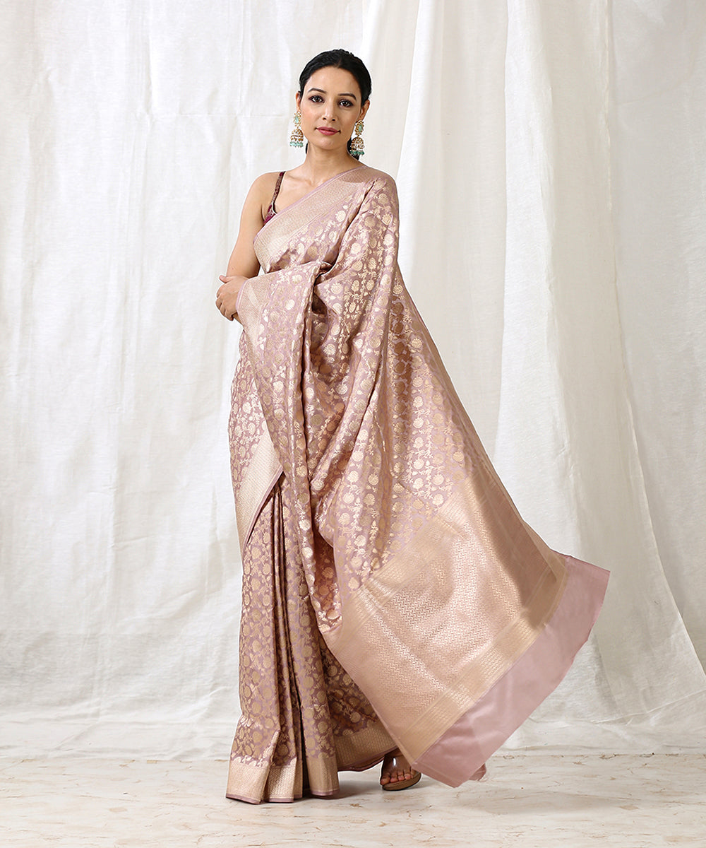 Onion_Pink_Handloom_Pure_Katan_Silk_Banarasi_Saree_with_Floral_Jaal_WeaverStory_02