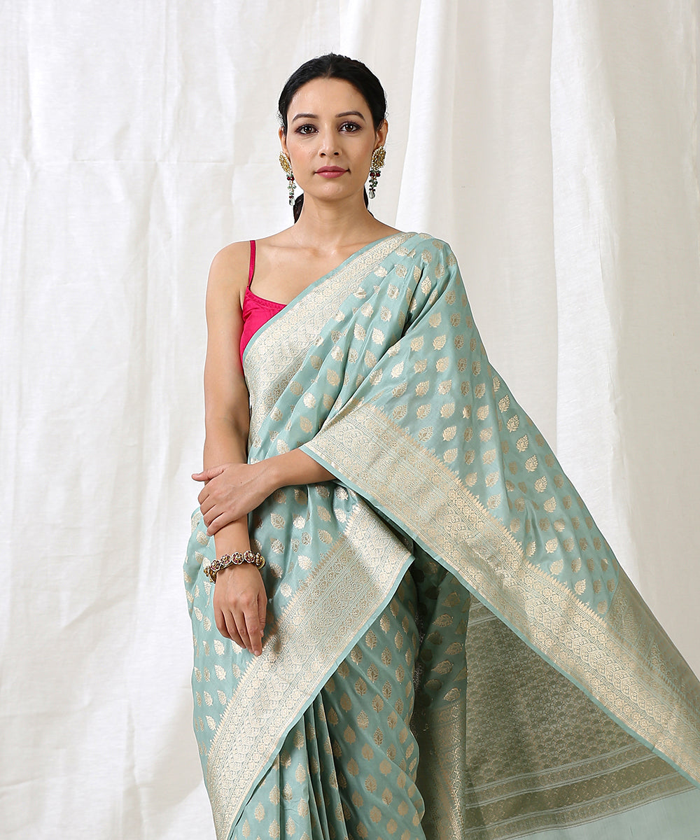 Handloom_Light_Blue_Pure_Katan_Silk_Banarasi_Saree_With_Cutwork_leaf_Booti_WeaverStory_01