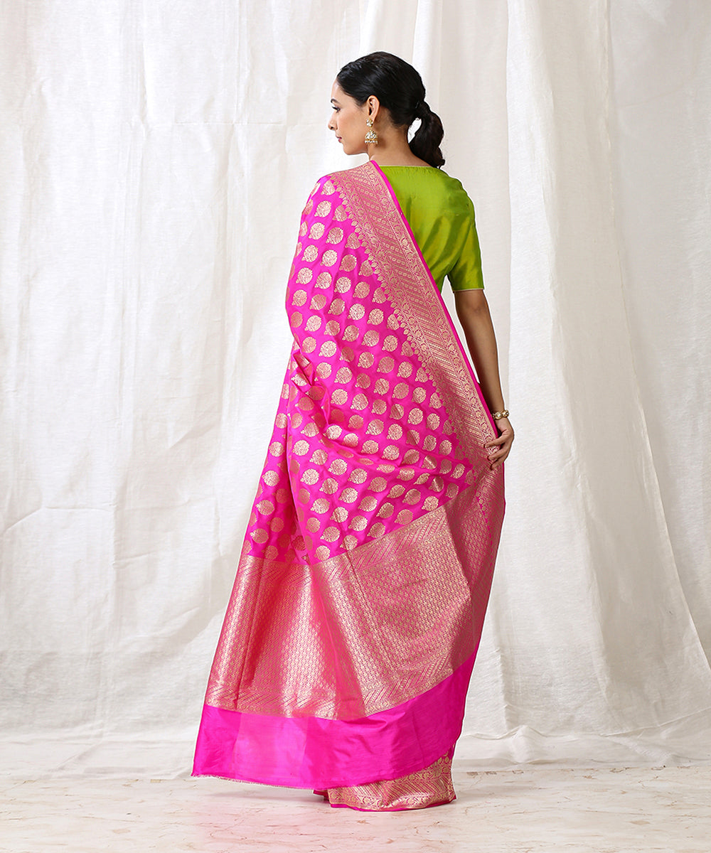 Fuchsia_Pink_Handloom_Pure_Katan_Silk_Banarasi_Saree_with_Cutwork_Booti_WeaverStory_03