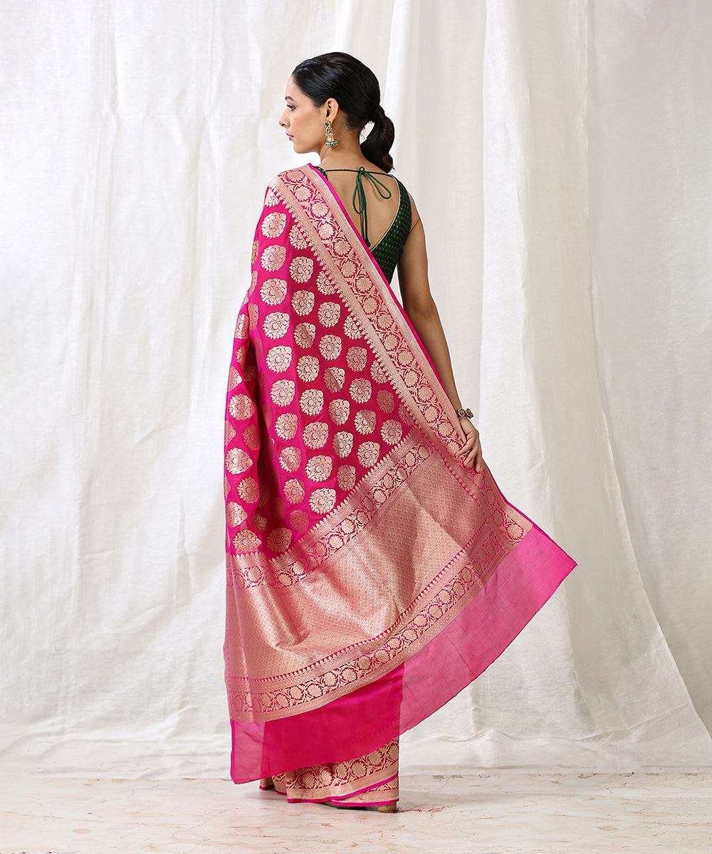 Handloom_Rani_Pink_Pure_Katan_Silk_Banarasi_Saree_with_Cutwork_Booti_WeaverStory_03