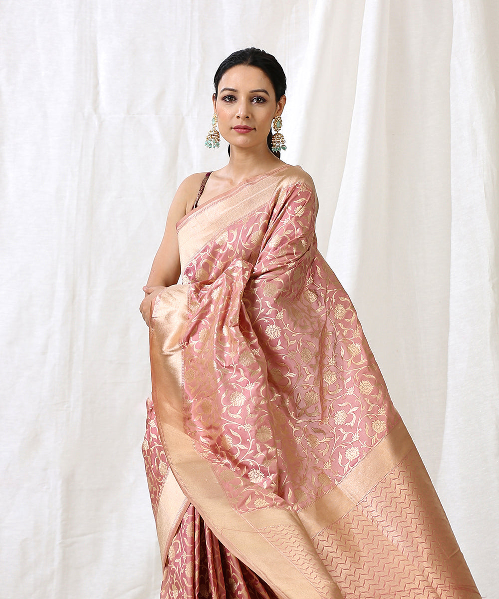 Rose_Pink_Handloom_Pure_Katan_Silk_Banarasi_Saree_with_Jangla_Design_WeaverStory_01