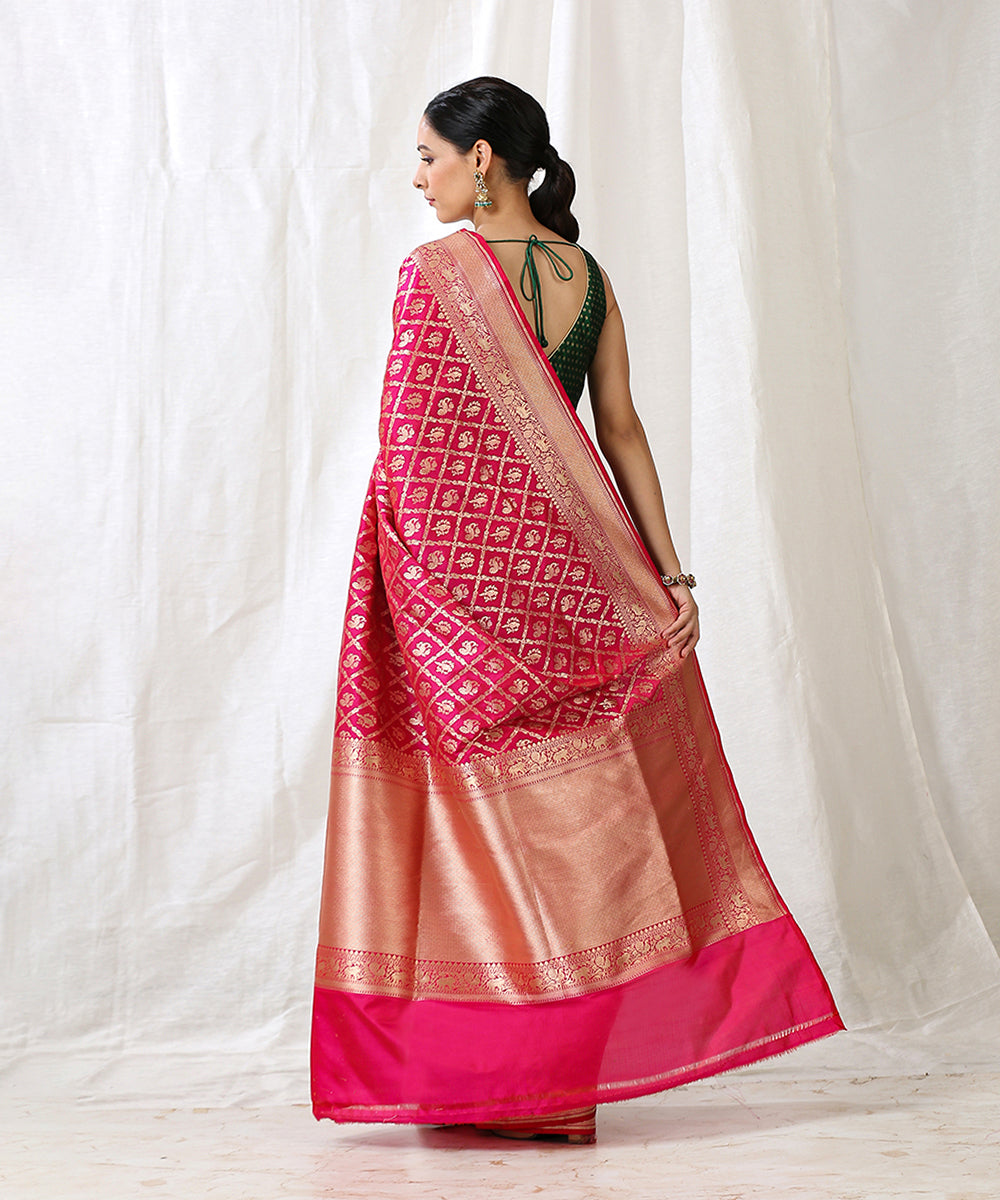 Handloom_Pink_Pure_Katan_Silk_Banarasi_Silk_Saree_With_Peacock_And_Parrot_Motifs_WeaverStory_03