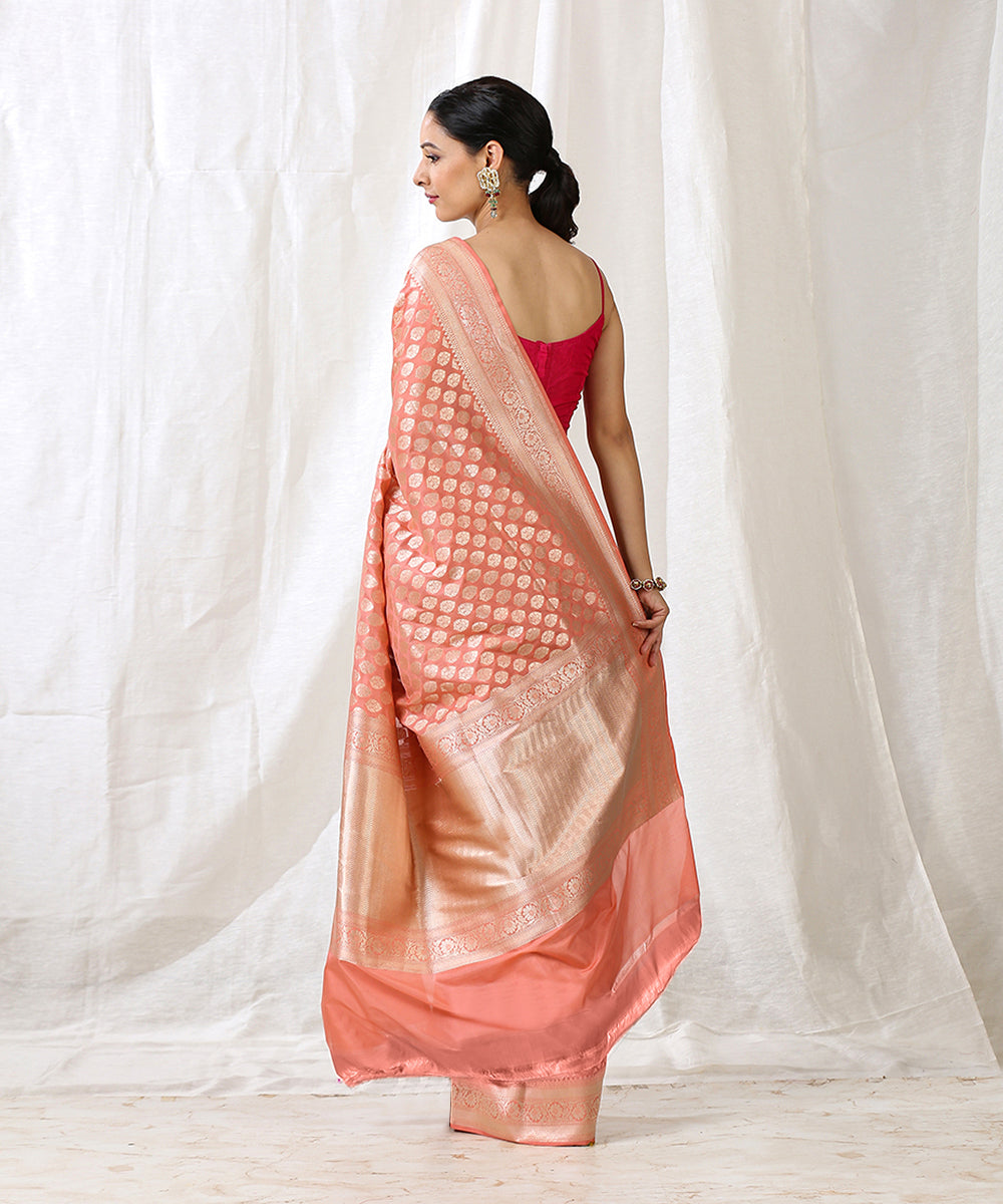 Handloom_Light_Peach_Pure_Katan_Silk_Banarasi_Saree_with_Mughal_Booti_WeaverStory_03