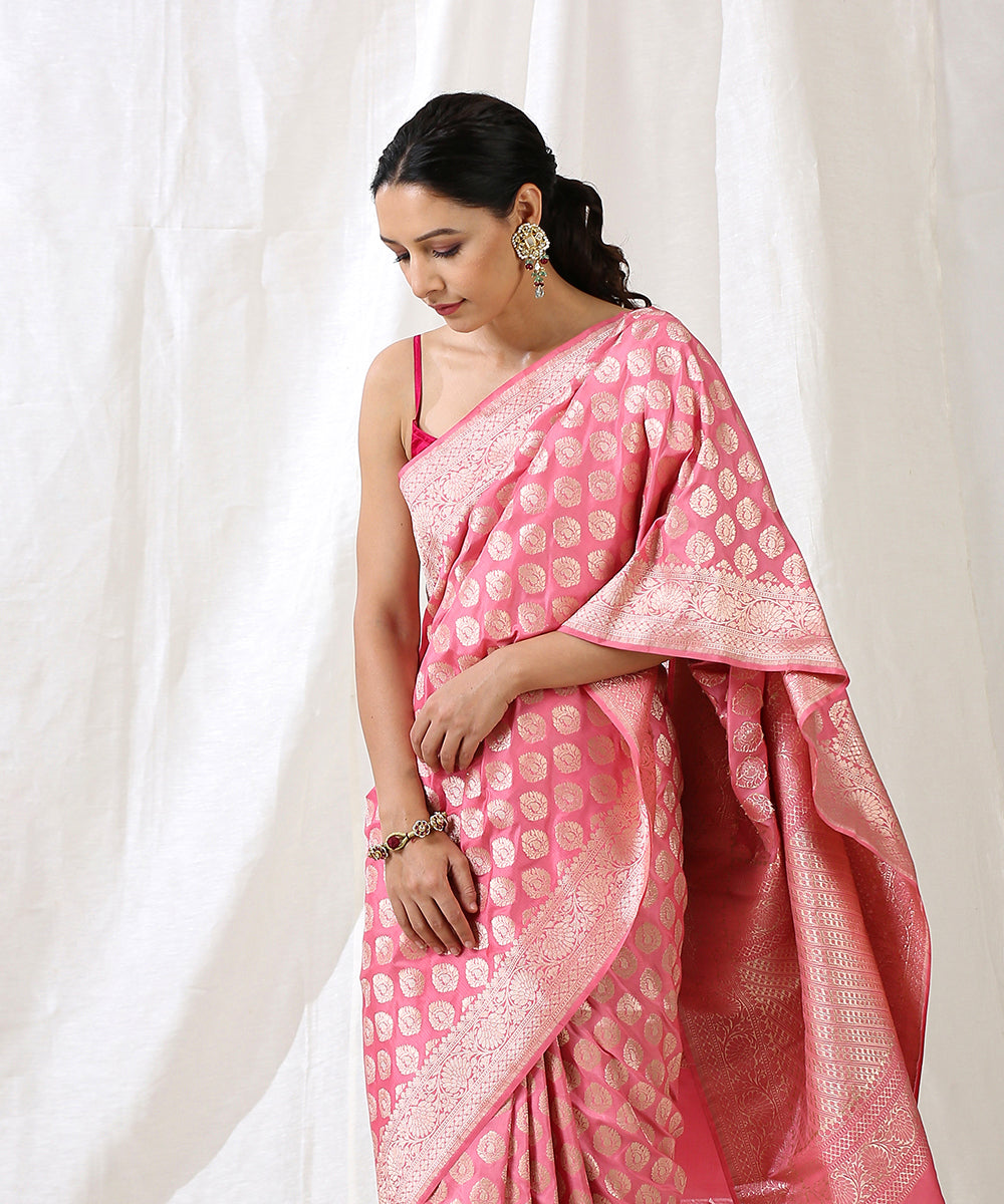 Handloom_Rose_Pink_Pure_Katan_Silk_Banarasi_Saree_with_Cutwork_Mughal_Booti_WeaverStory_01