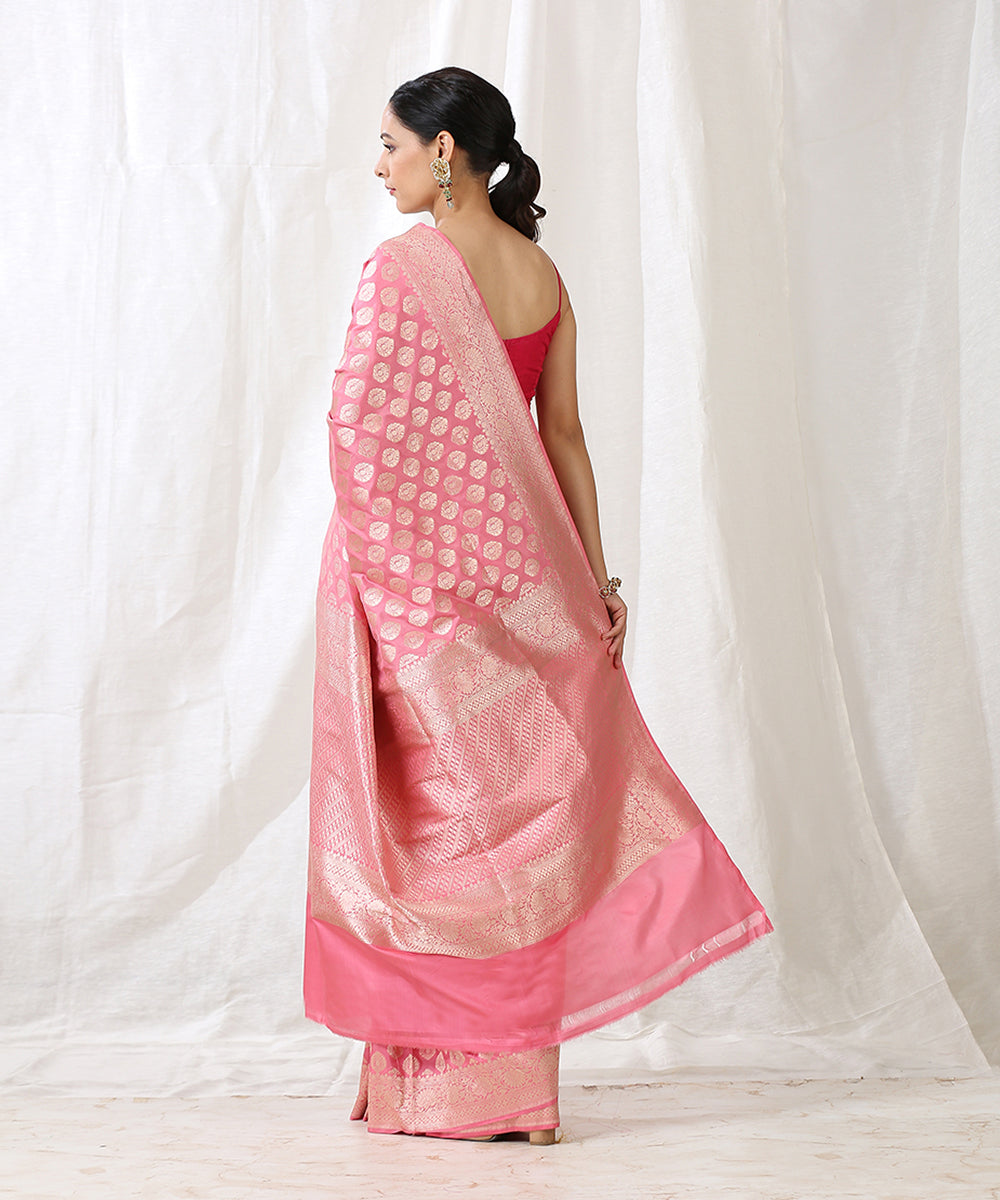 Handloom_Rose_Pink_Pure_Katan_Silk_Banarasi_Saree_with_Cutwork_Mughal_Booti_WeaverStory_03