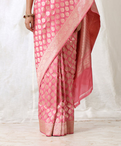 Handloom_Rose_Pink_Pure_Katan_Silk_Banarasi_Saree_with_Cutwork_Mughal_Booti_WeaverStory_04