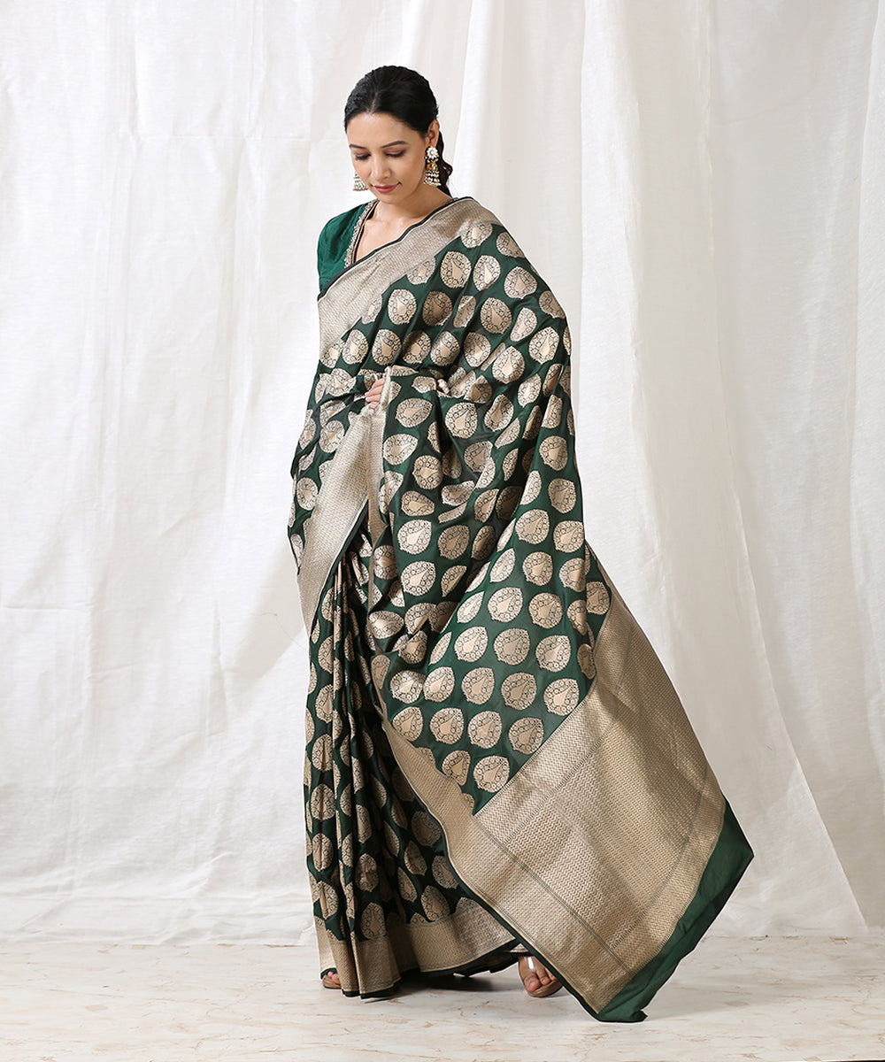 Bottle_Green_Handloom_Pure_Katan_Silk_Banarasi_Saree_with_Cutwork_Mughal_Booti_WeaverStory_02