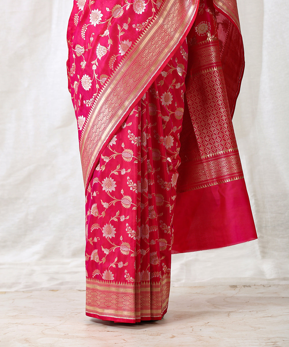 Pink_Handloom_Pure_Katan_Silk_Banarasi_Saree_with_Cutwork_Sona_Rupa_Jaal_WeaverStory_04