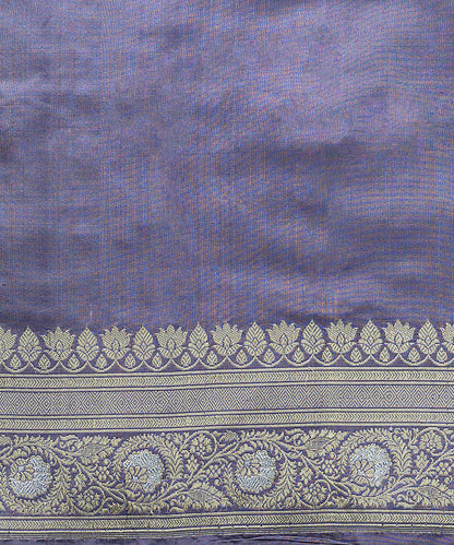 Handloom_Peach_Pure_Katan_Silk_Banarasi_Saree_With_Purple_Floral_Border_WeaverStory_05