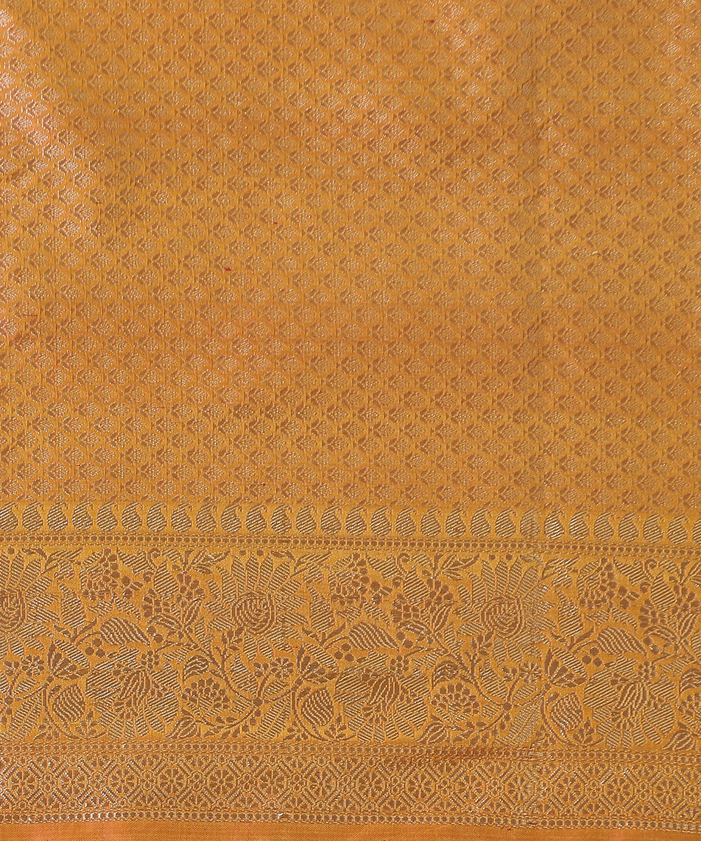Handloom_Yellow_And_Orange_Pure_Katan_Silk_Banarasi_Saree_with_Kadhwa_Jaal_WeaverStory_05