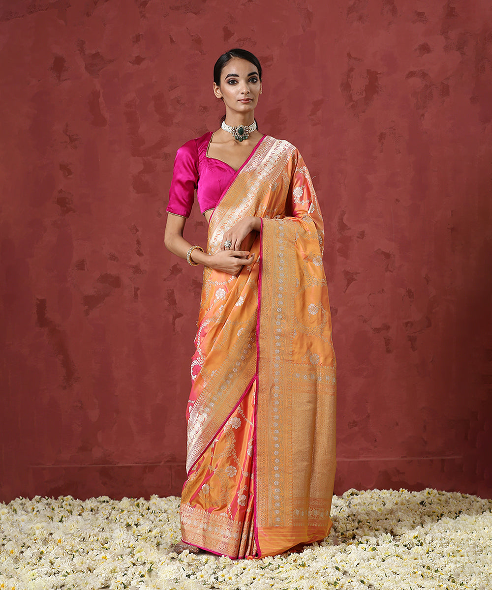 Handloom_Peach_and_Pink_Pure_Katan_Silk_Banarasi_Saree_With_Pink_Selvedge_WeaverStory_02