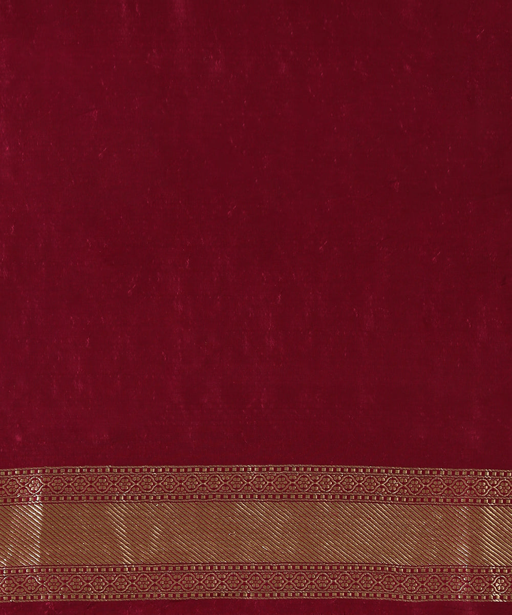 Wine_Handloom_Pure_Katan_Silk_Banarasi_Saree_With_Overall_Jaal_WeaverStory_05