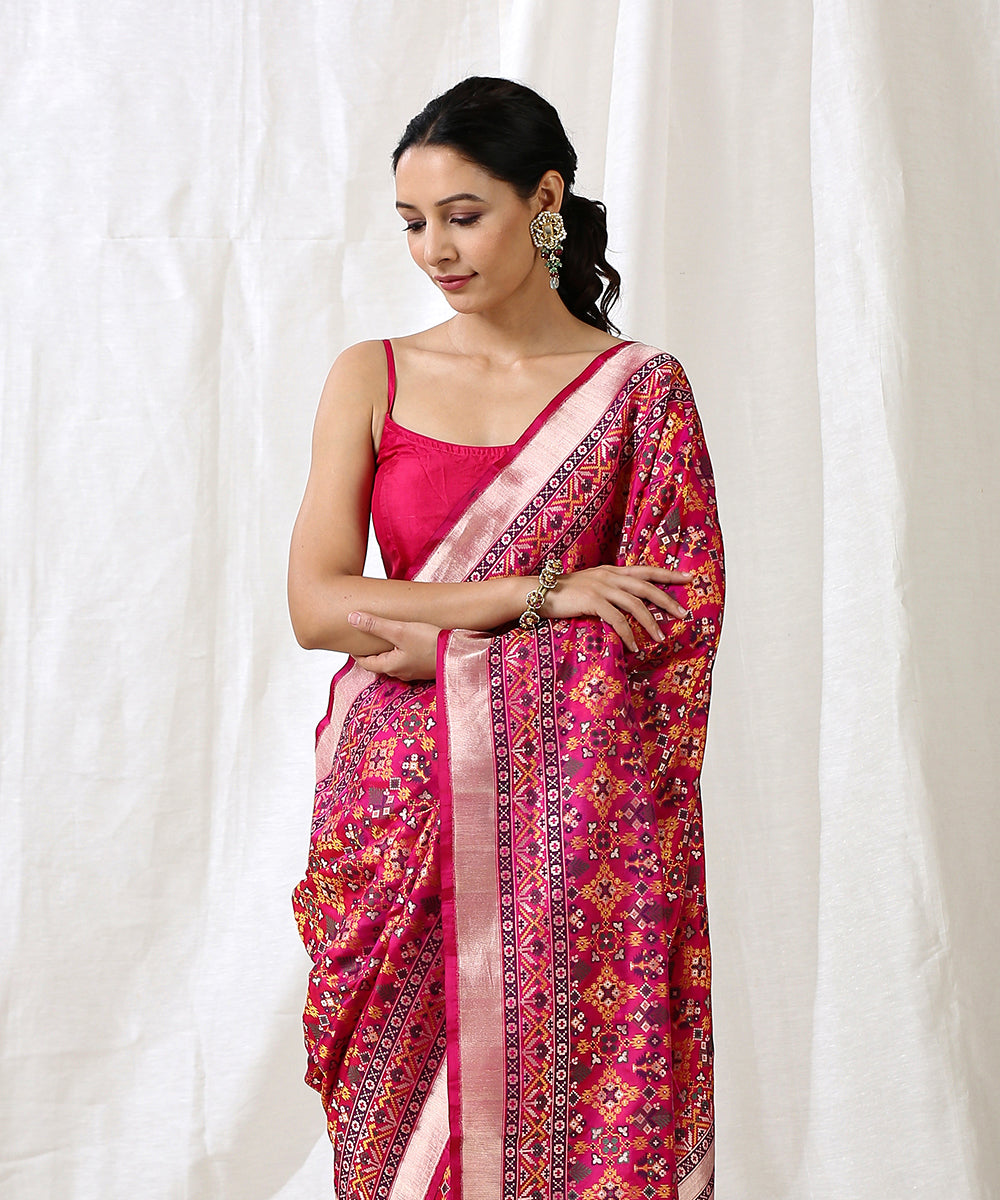Hot_Pink_Handloom_Pure_Katan_Silk_Patola_Saree_With_Geometrical_Design_WeaverStory_01