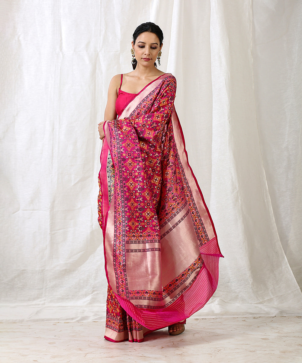 Hot_Pink_Handloom_Pure_Katan_Silk_Patola_Saree_With_Geometrical_Design_WeaverStory_02