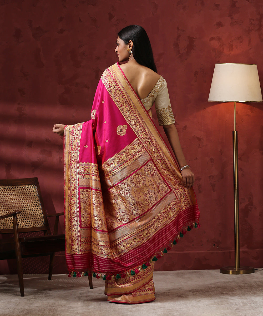 Handloom_Pink_Pure_Katan_Silk_Banarasi_Saree_WeaverStory_03