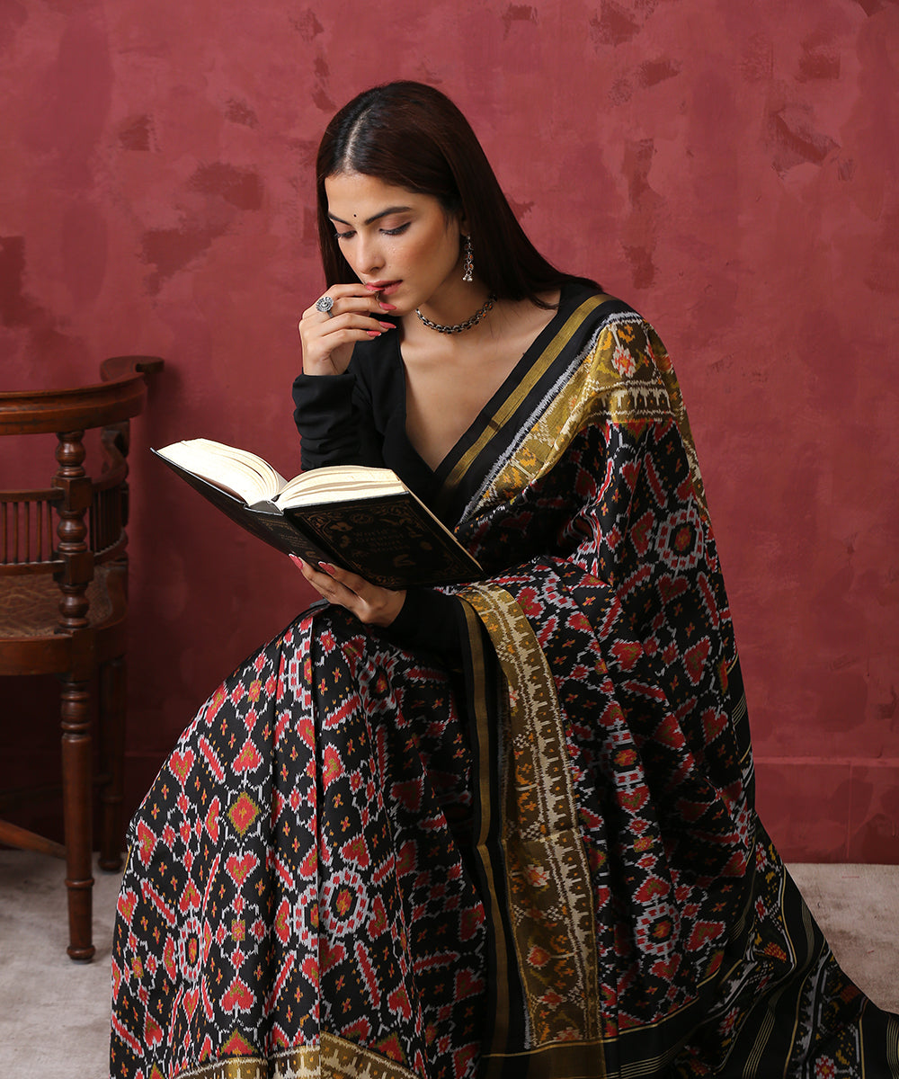 Black_Handloom_Mulberry_Silk_Patola_Saree_With_Gold_Tissue_Border_WeaverStory_01