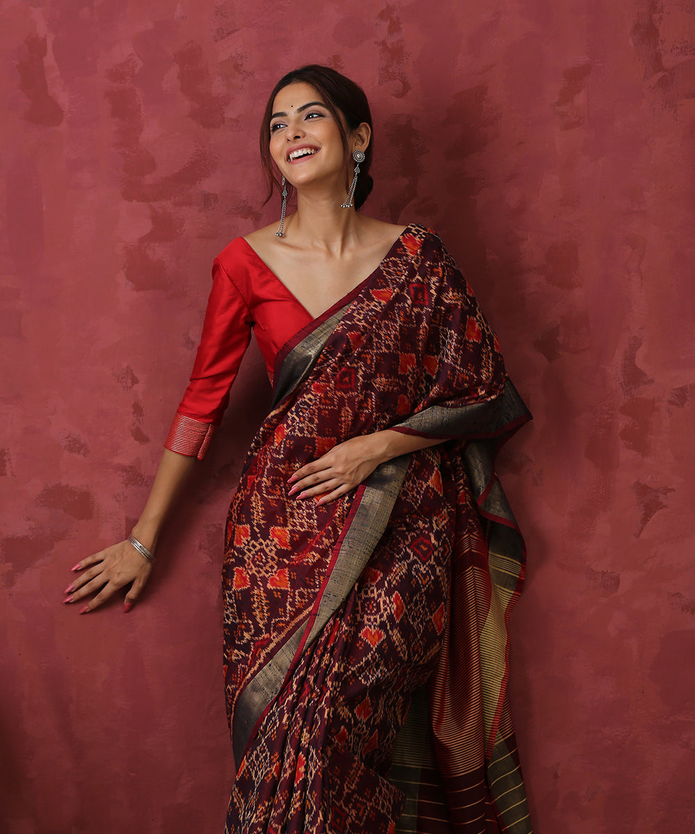 Handloom_Maroon_Mulberry_Silk_Patola_Saree_With_Gold_Border_WeaverStory_01