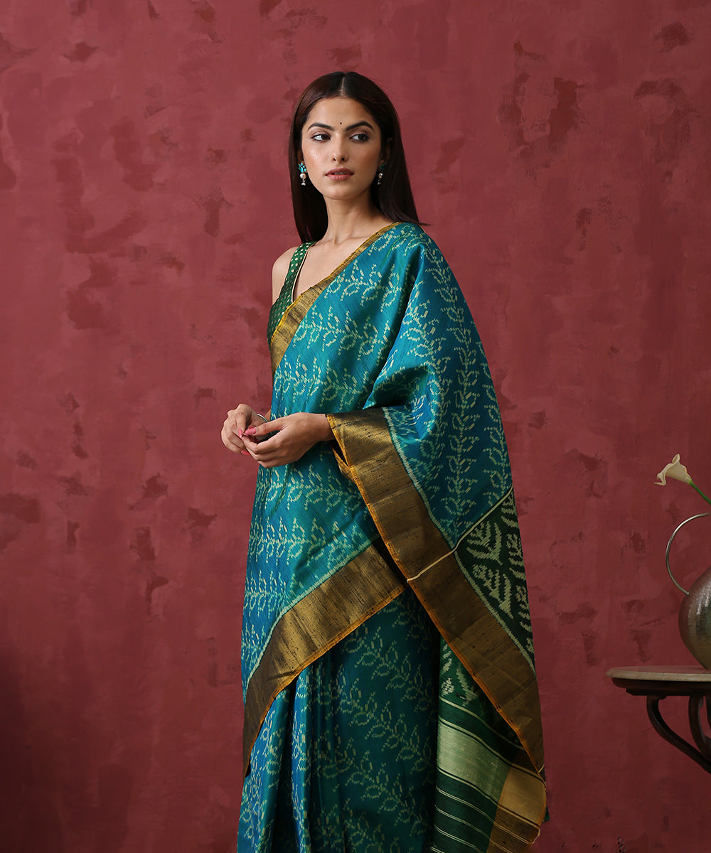 Handloom_Peacock_Green_Raw_Silk_Patola_Saree_with_Green_Pallu_WeaverStory_01