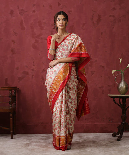 White_Handloom_Mulberry_Silk_Patola_Saree_With_Red_Border_WeaverStory_02