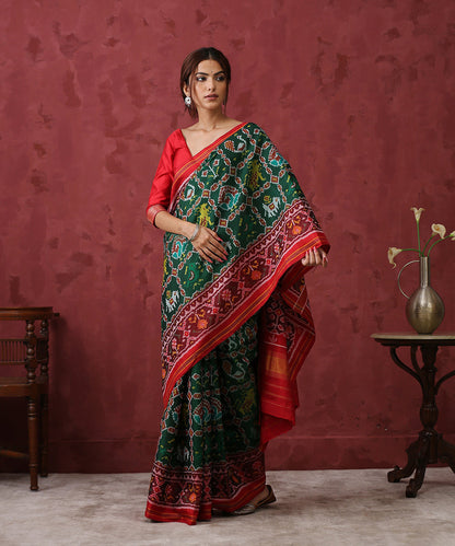 Green_Handloom_Mulberry_Silk_Patola_Saree_With_Red_Border_WeaverStory_02