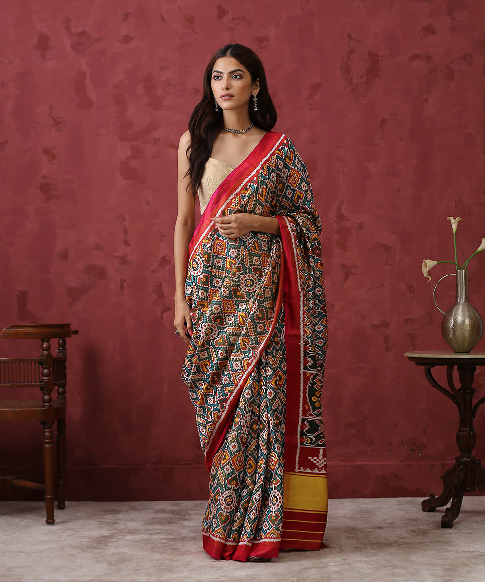 Handloom_Green_And_Maroon_Twill_Tissue_Silk_Patola_Saree_WeaverStory_02