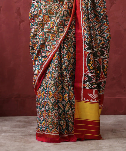 Handloom_Green_And_Maroon_Twill_Tissue_Silk_Patola_Saree_WeaverStory_04