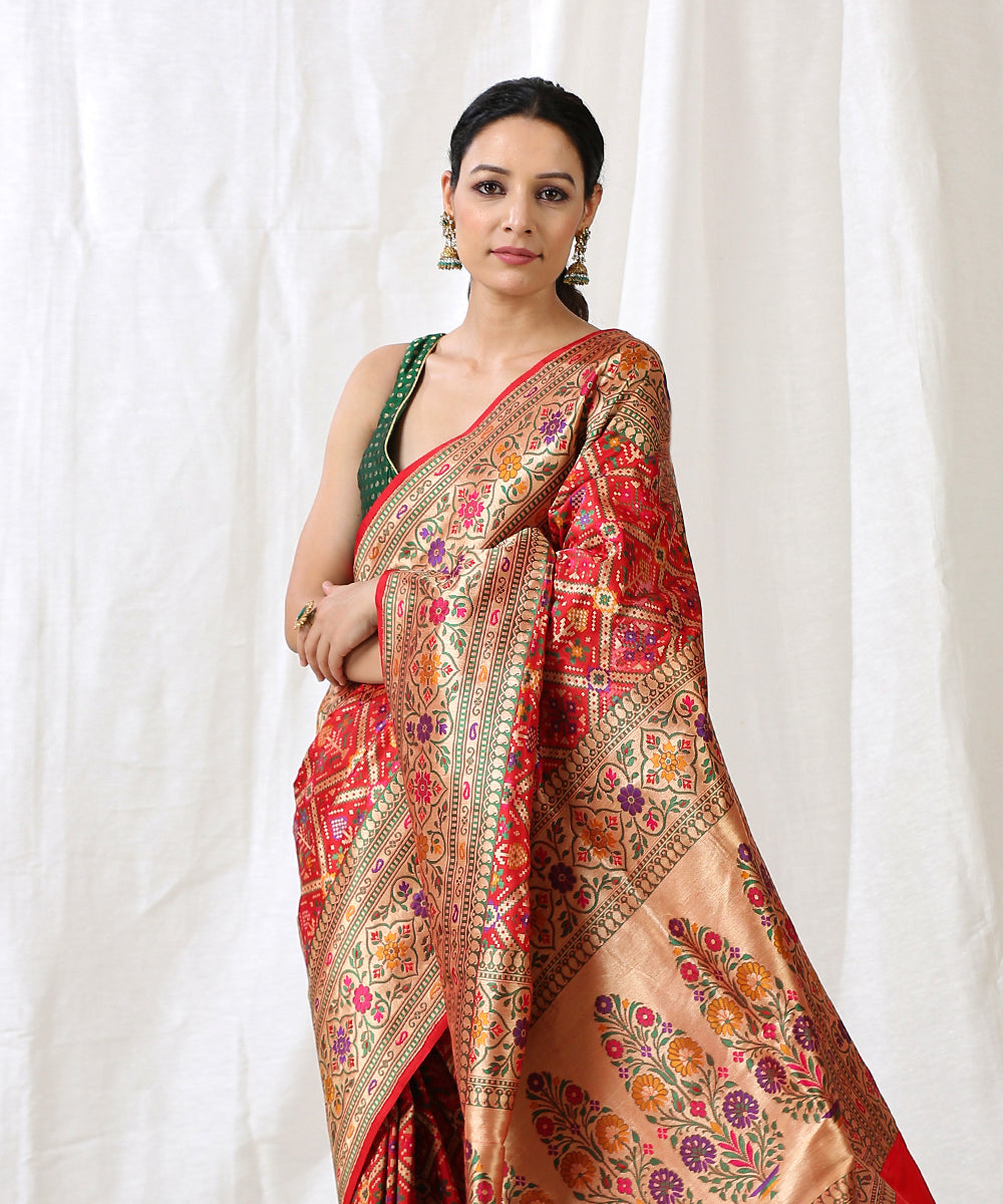Handloom_Red_Pure_Katan_Silk_Katan_Patola_Banarasi_Saree_with_Heavy_Pallu_WeaverStory_01