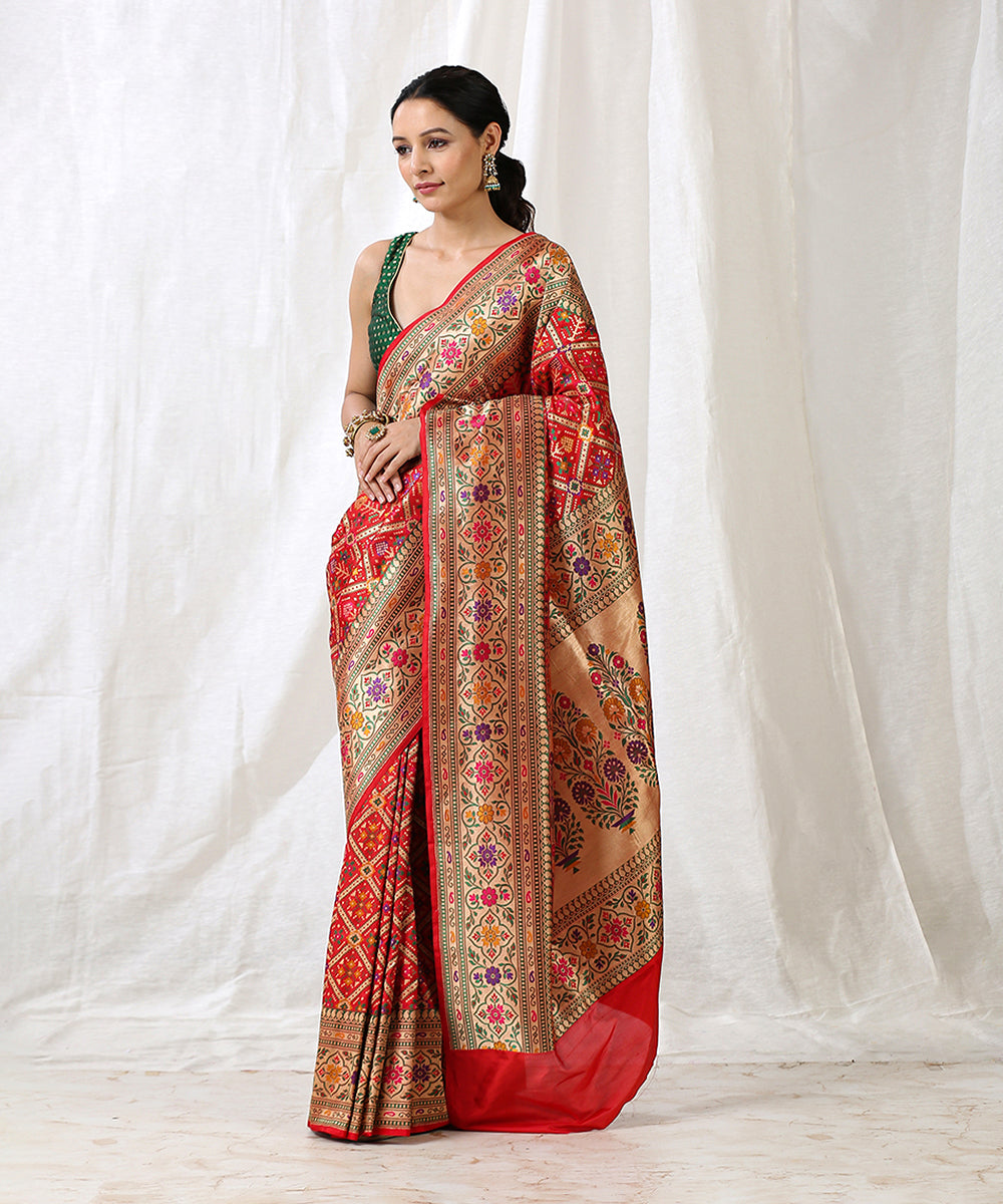 Handloom_Red_Pure_Katan_Silk_Katan_Patola_Banarasi_Saree_with_Heavy_Pallu_WeaverStory_02