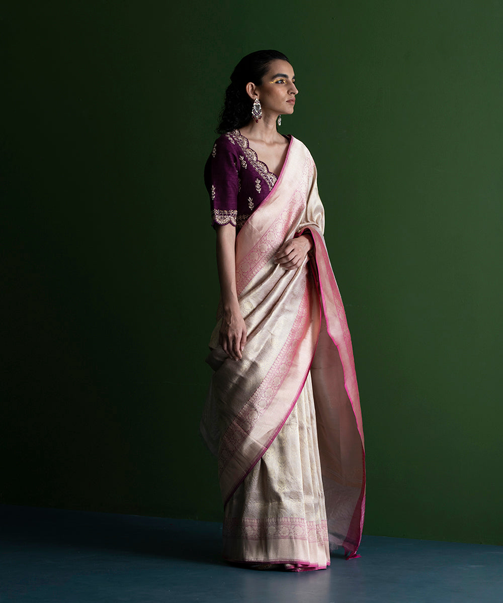 Mauve_Handloom_Pure_Katan_Silk_Banarasi_Saree_With_With_Pink_Border_WeaverStory_02