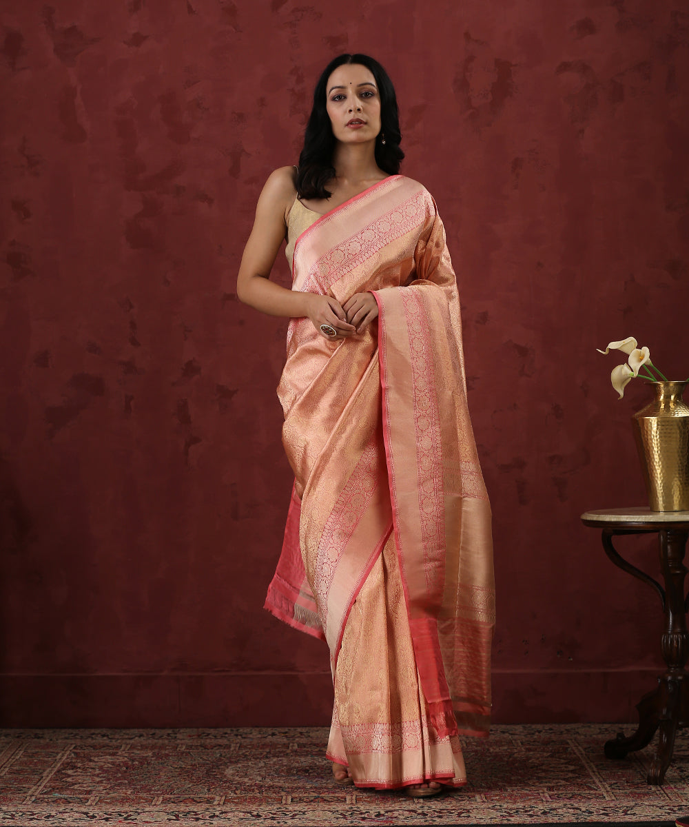 Handloom_Peach_Pure_Katan_Silk_Banarasi_Kimkhab_Saree_With_Pink_border_WeaverStory_02